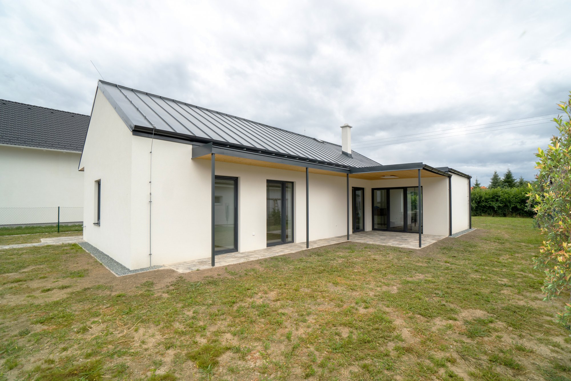 rodinn&yacute; dům v Krakovanech