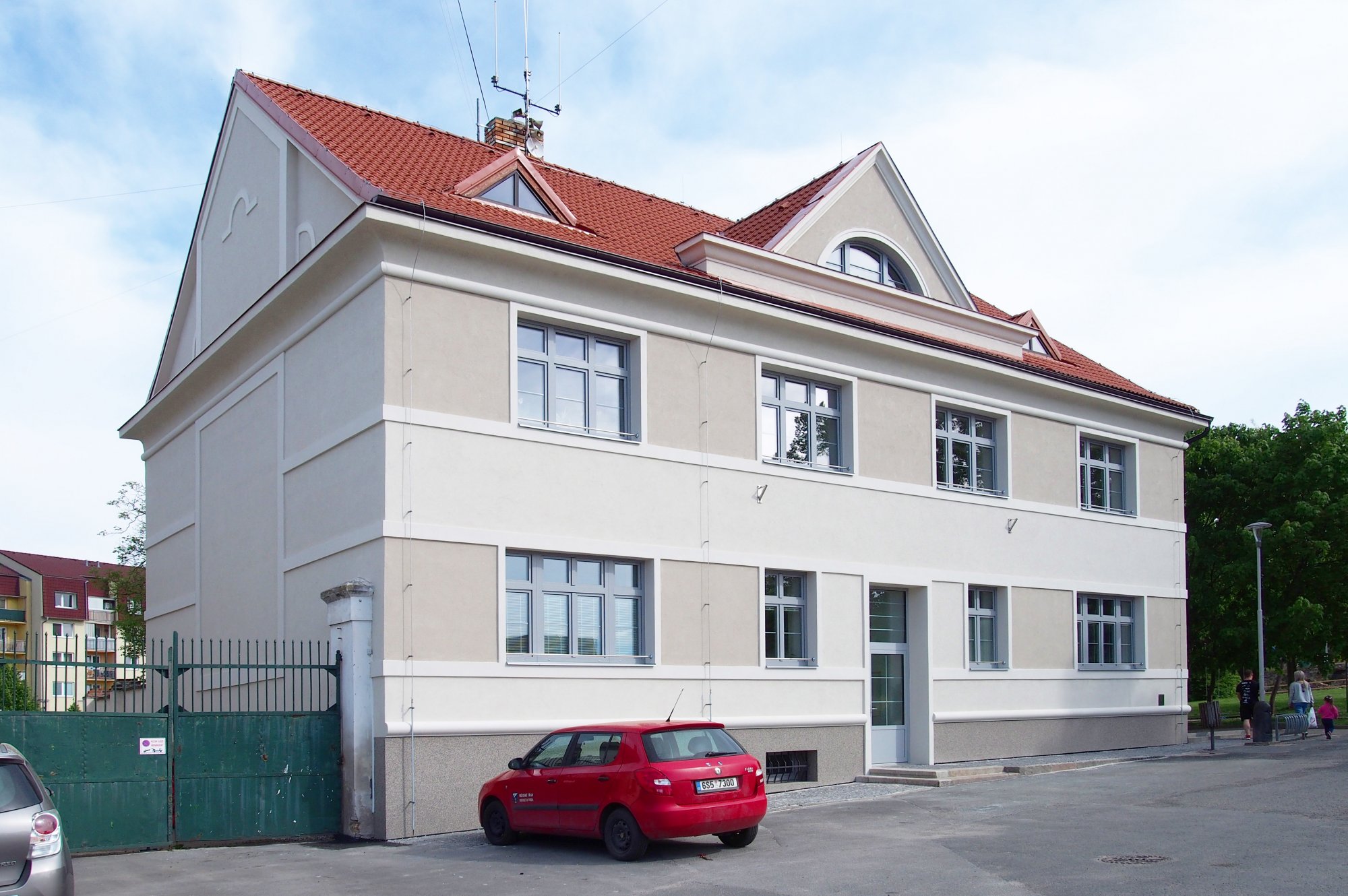 rekonstrukce fas&aacute;d M&Uacute; Odolena Voda