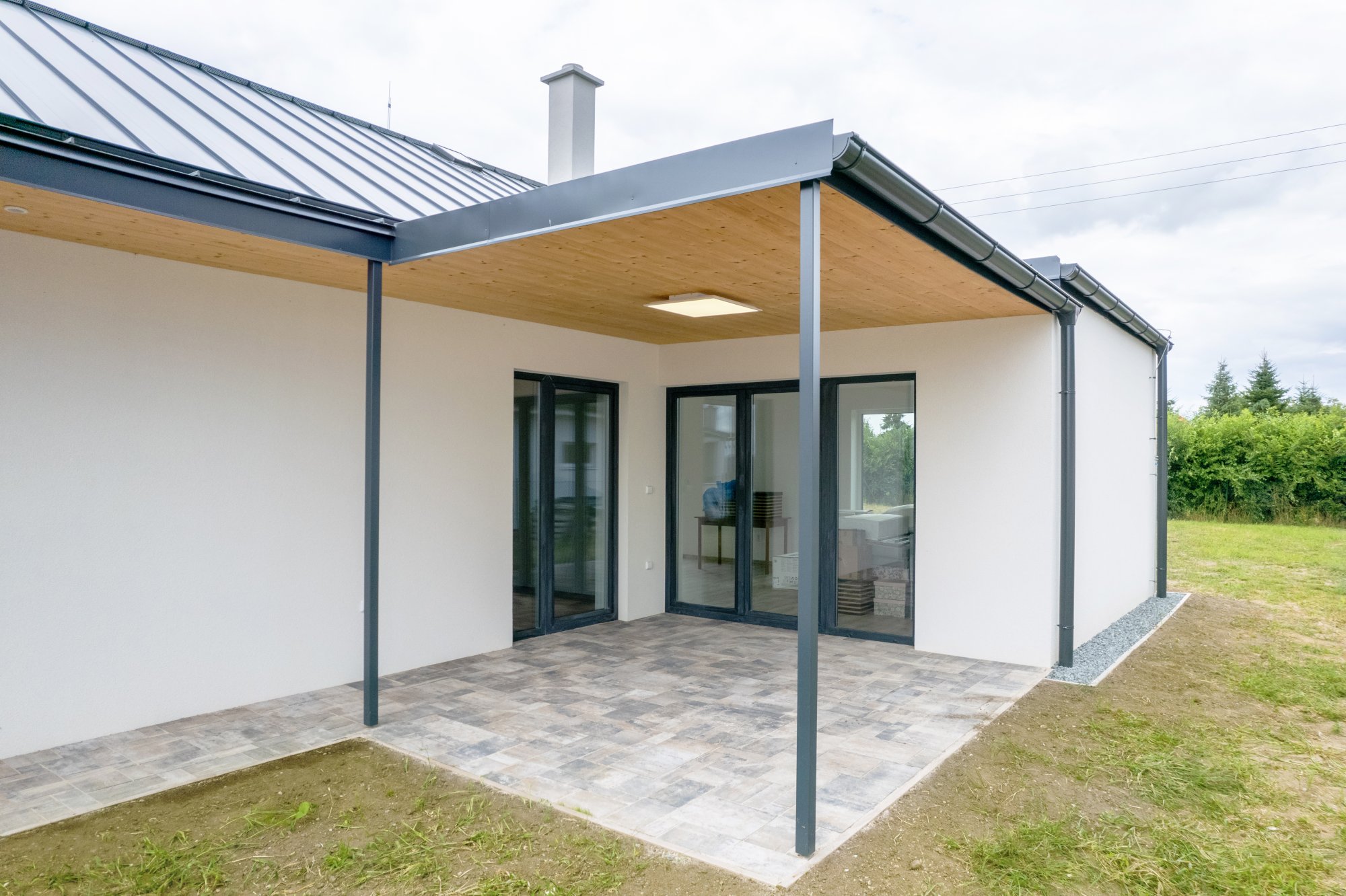 rodinn&yacute; dům v Krakovanech